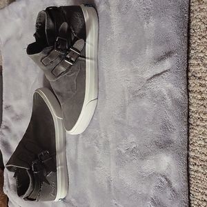 BLOWFISH Women's Shoes